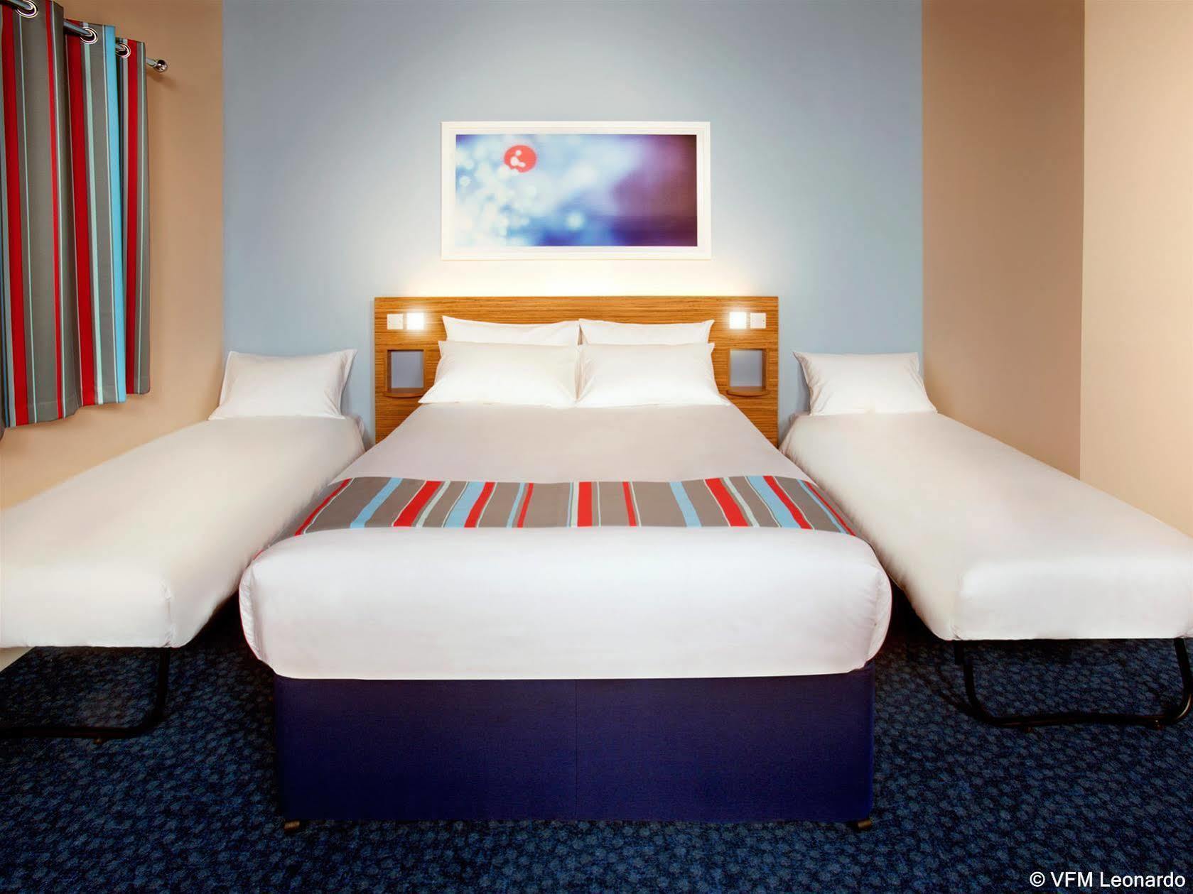 Ramada Encore יורק מראה חיצוני תמונה